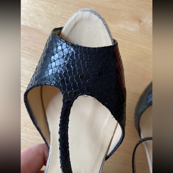 Luciano Padovan Snakeskin Leather T-Strap Peep Toe Pumps - Picture 6 of 10